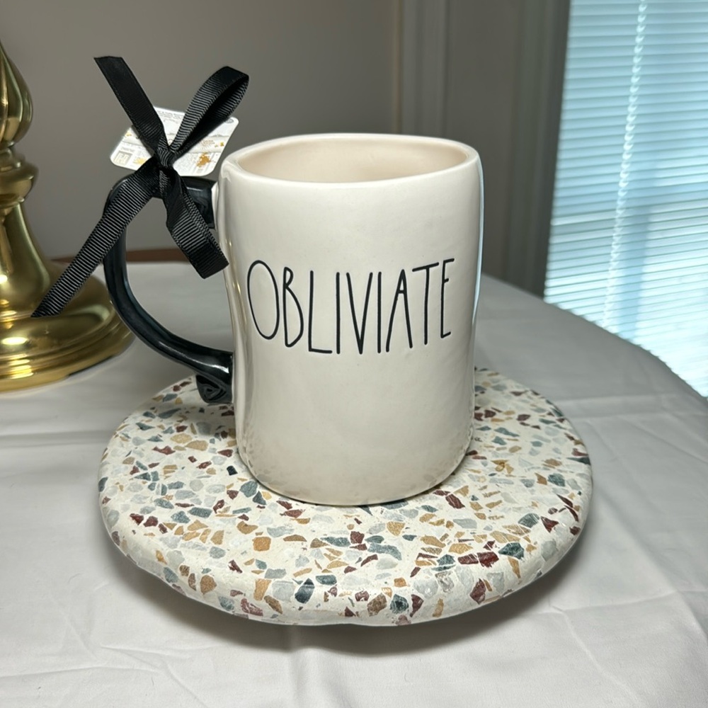 Rae Dunn Obliviate coffee/tea mug - Harry Potter